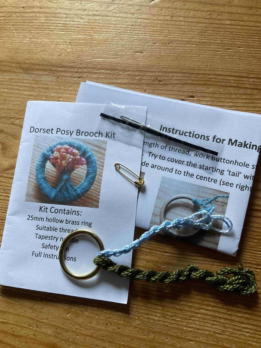 Dorset Posy Brooch Kit, Bronze Green Stems with Pale Blue Flowers, P23