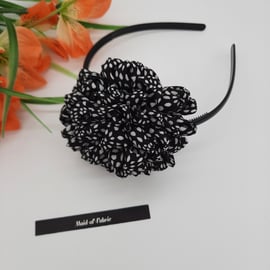 Flower black and white head band free uk delivery 