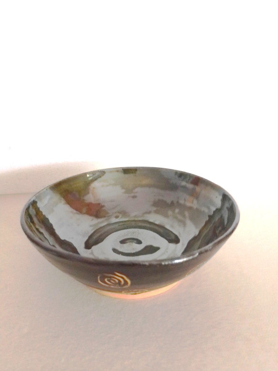 Ceramic brown swirl and lustre food serving bowl, Lustre pottery kitchen bowl