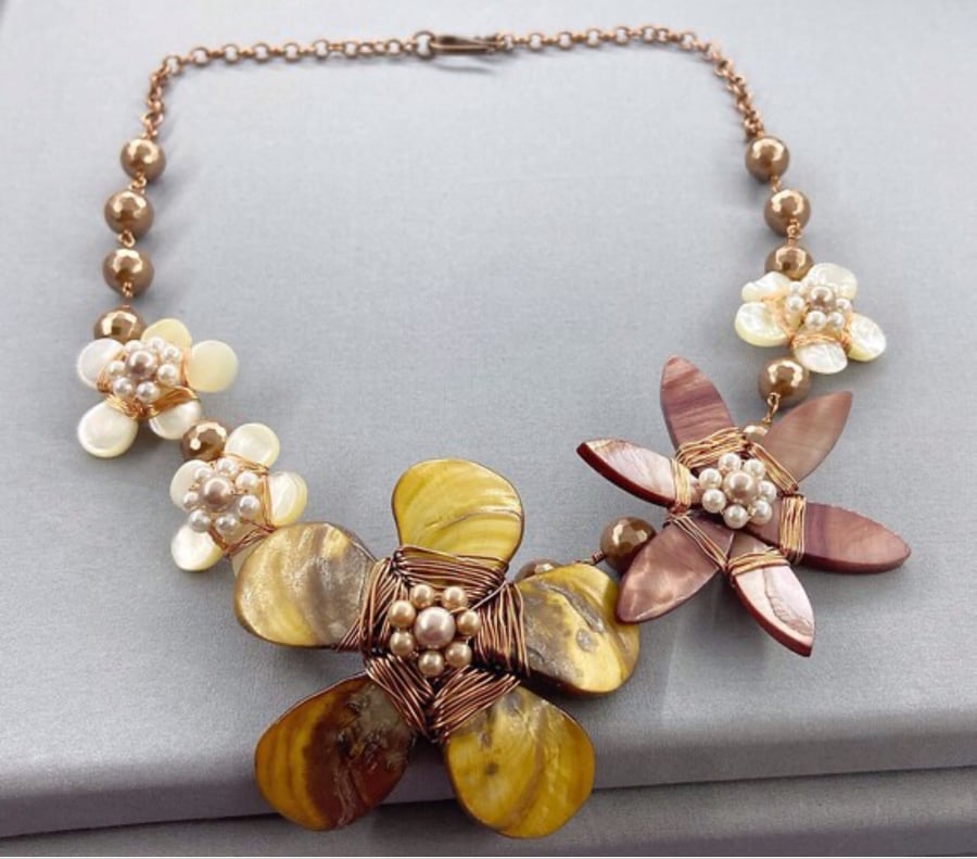 Rustic Boho Mother of Pearl Shell Flower Beaded Necklace