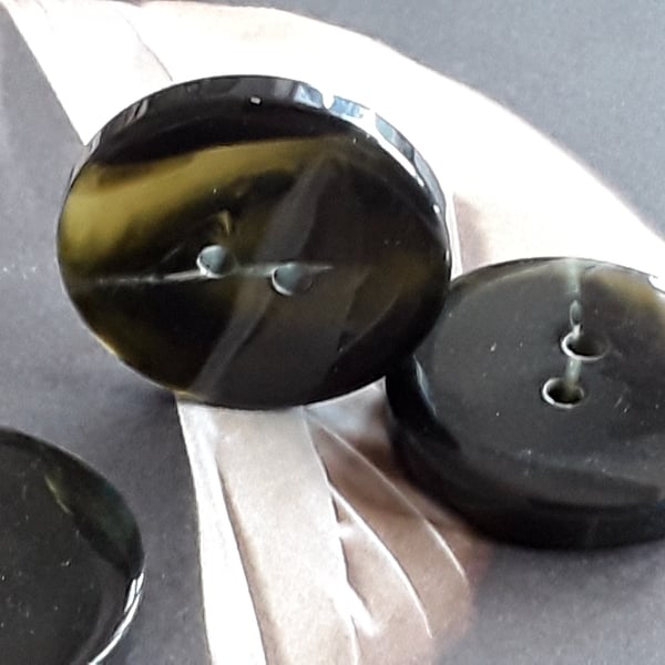 25mm (1") 40L REAL BISON Horn 1st Quality Black Tone Buttons x 5