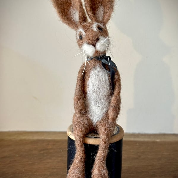 Little Hare on a bobbin 
