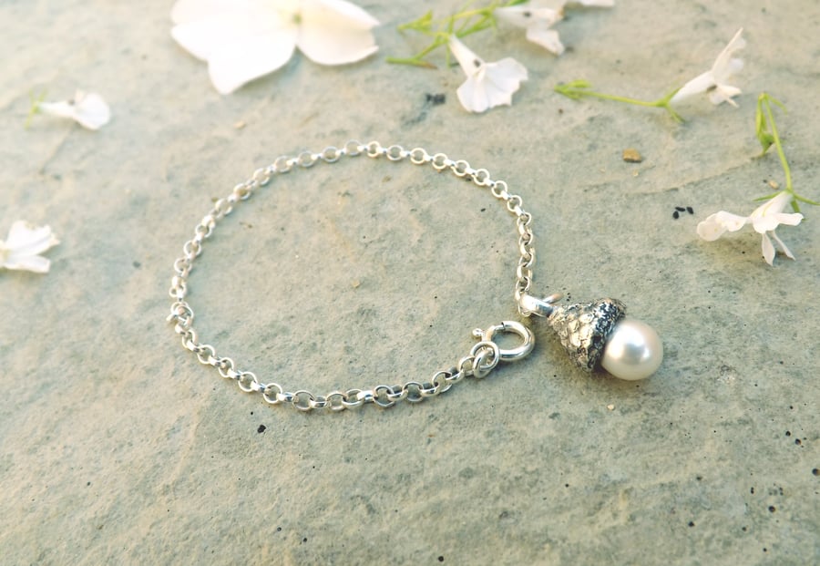 White Pearl Silver Acorn Bracelet