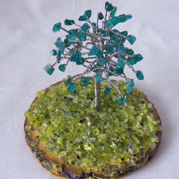 Green Onyx gemstone tree of life decoration