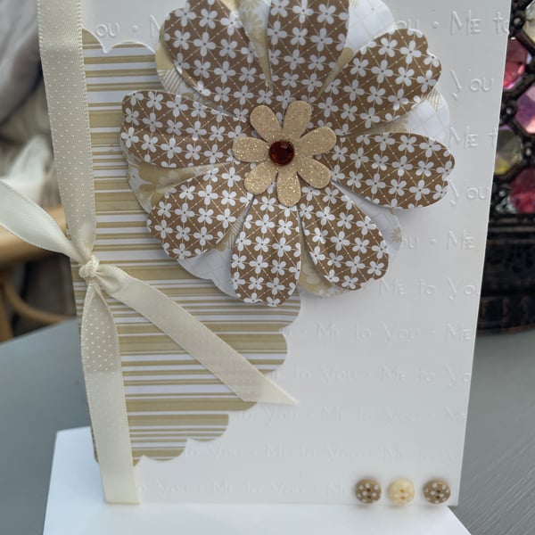 Luxury large paper flower Me to You card