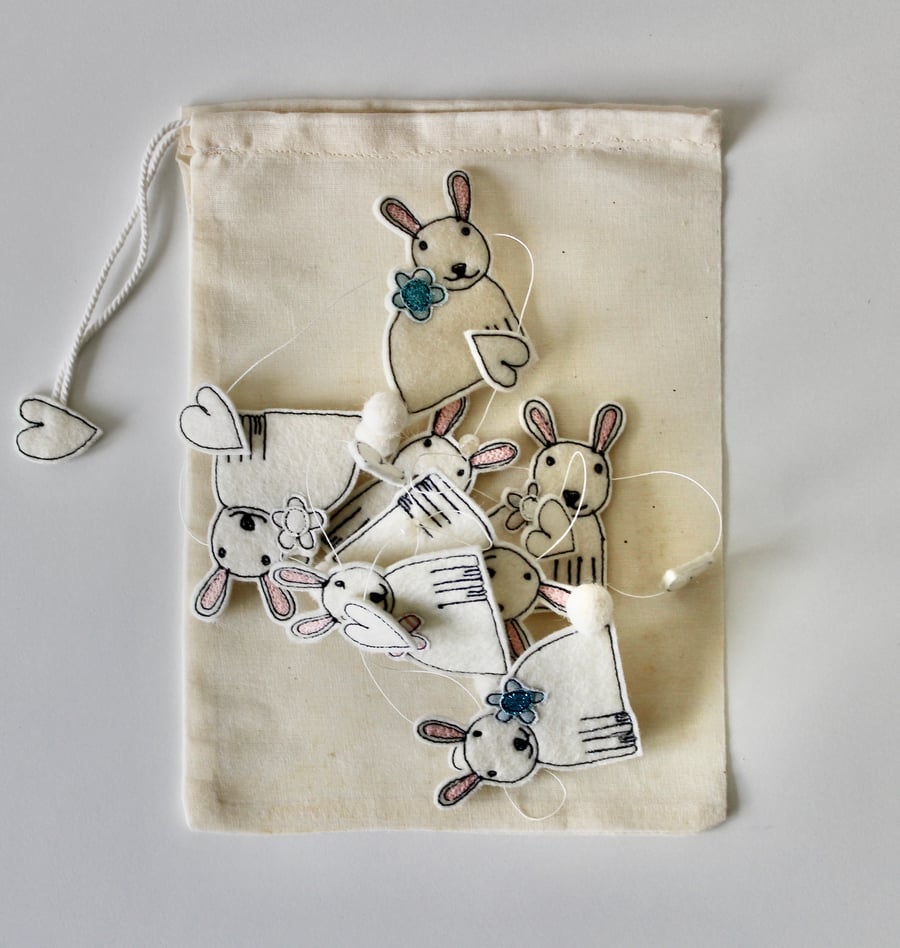 Bunny and Heart Garland - Hanging Decoration