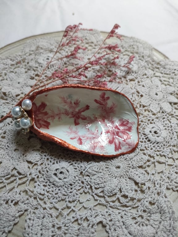 Oyster Shell Trinket Dish - Gift Boxed