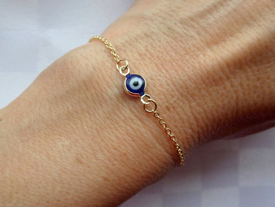 Gold evil eye bracelet