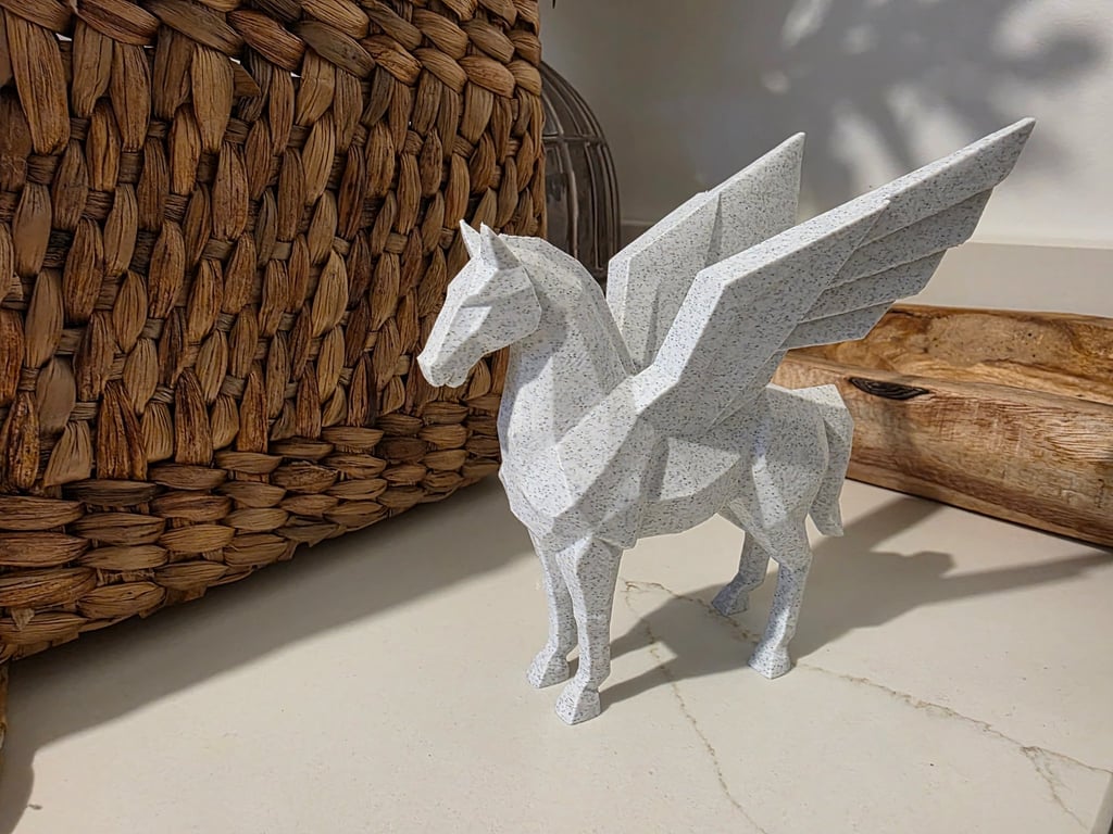 Pegasus Figurine Marble Effect Winged Horse Statue Fantasy Shelf Ornament 15cm