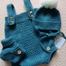 Hand knitted romper, hat and booties set size 0-3 months