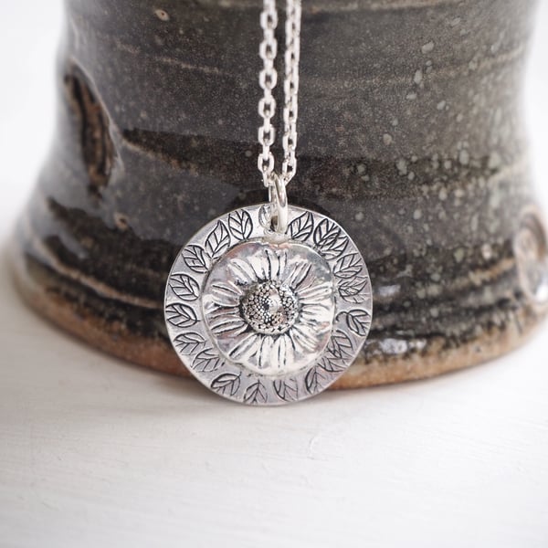 Daisy Pendant, Silver Necklace Pendant, Flower Jewellery, gardener gift