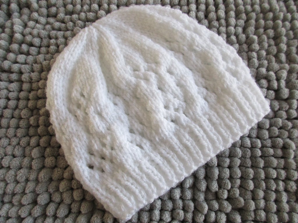3-6 months White Lacey Baby Beanie