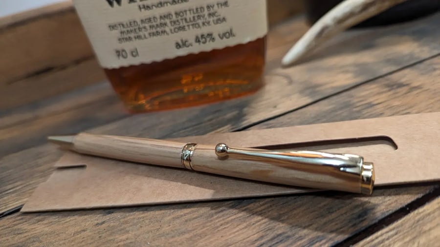 Whiskey Barrel Oak Pen
