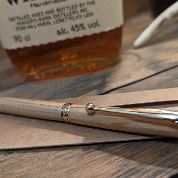 Whiskey Barrel Oak Pen