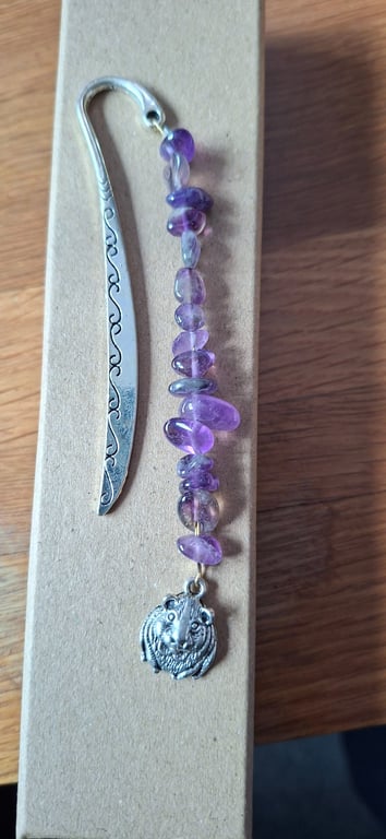 Gemstone hook bookmark 