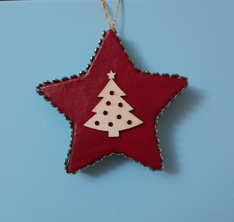 Bauble - star with Christmas tree