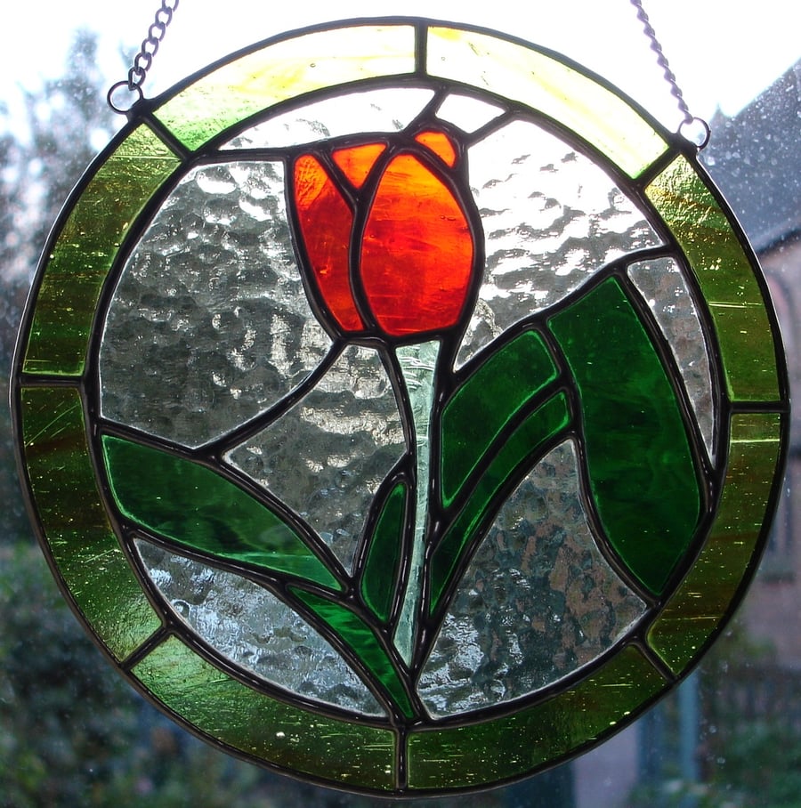 STAINED GLASS TULIP SUN-CATCHER ROUNDEL