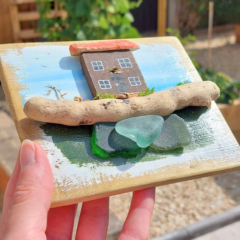 Driftwood Cottage Wall Art, Handmade Coastal Decor - Summer Seconds