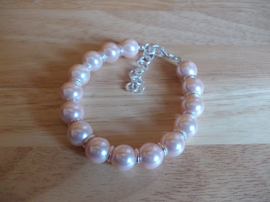 Rose pink shell pearl bracelet