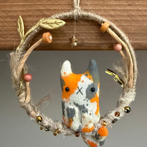 Calico Cat Hoop Art Hanger