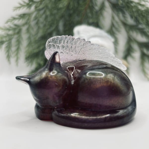 Angel Cat Memorial Ornament – Resin Sleeping Cat Keepsake