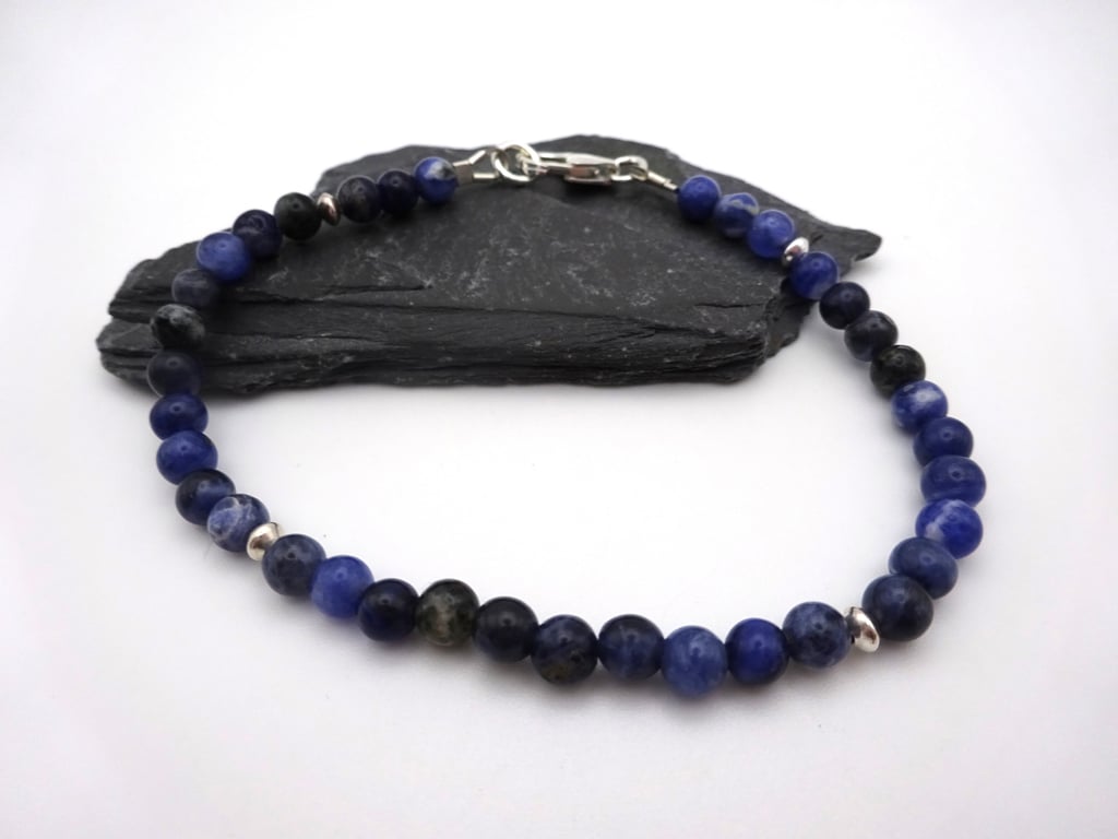 sodalite gemstone bracelet