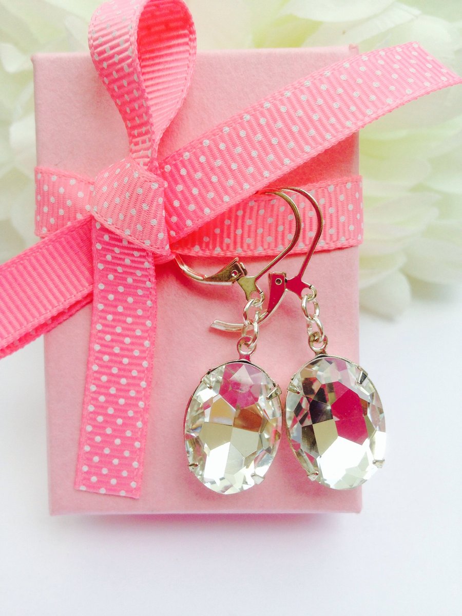 FREE P&P Crystal vintage rhinestone glass earrings