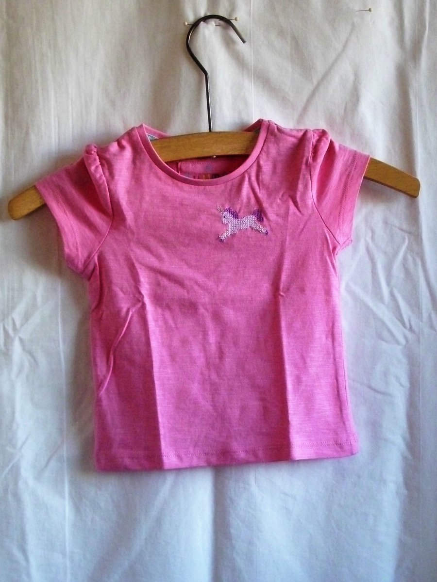 Pink unicorn T-shirt Age 9-12 months