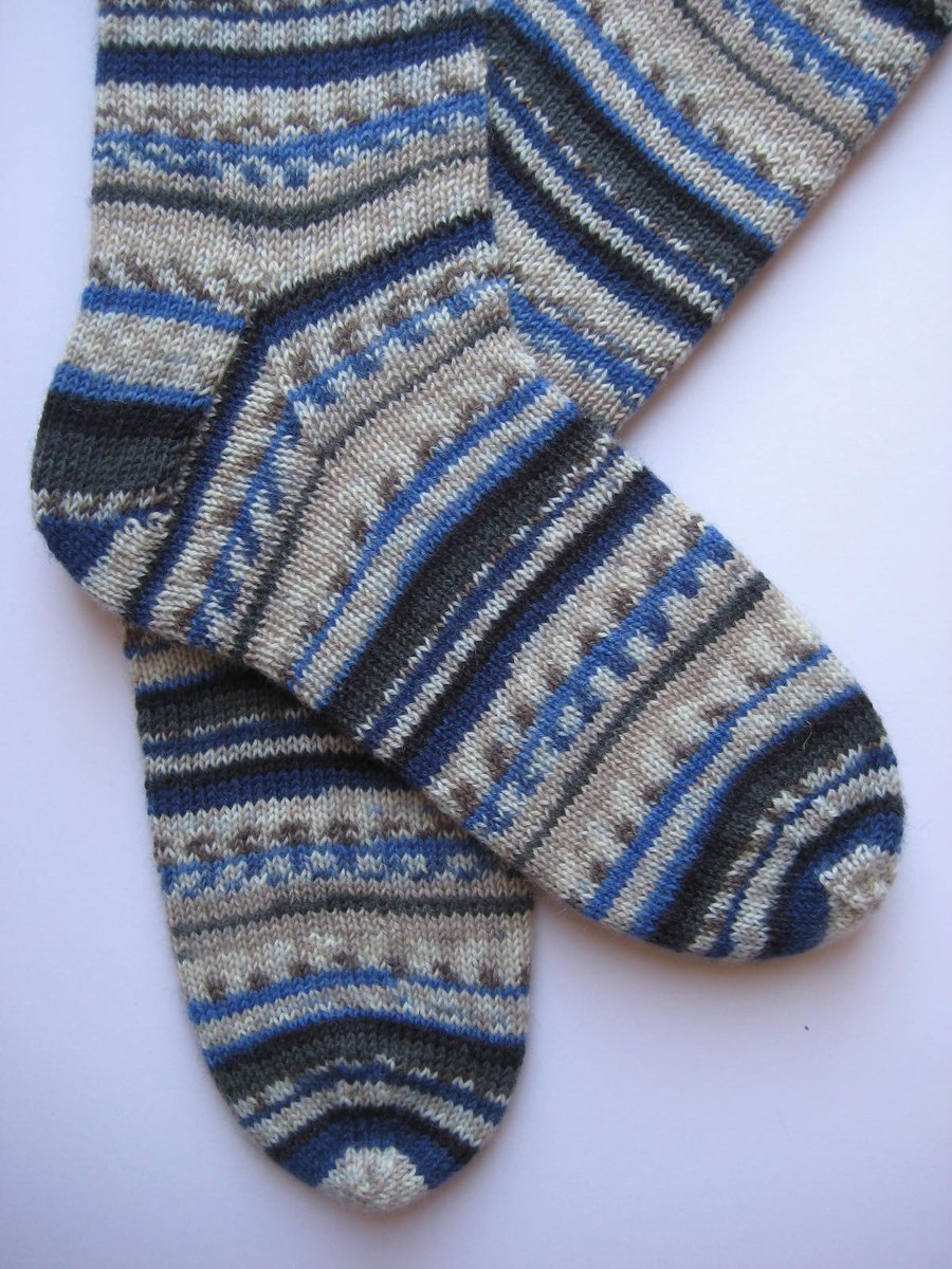 hand knit mens wool socks UK 9-11