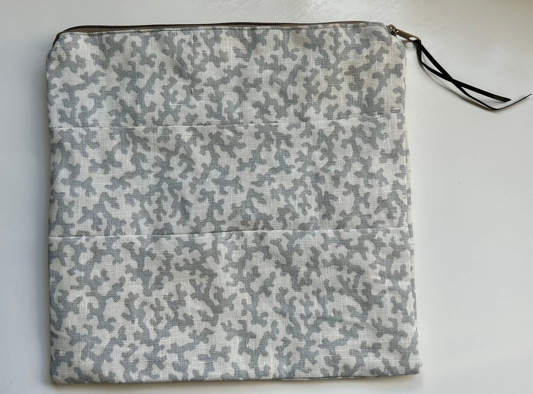 Knitting Project bag, project pouch, zipped pouch, crochet bag