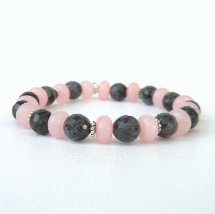 Rose quartz and black labradorite (larkvite) stretchy bracelet