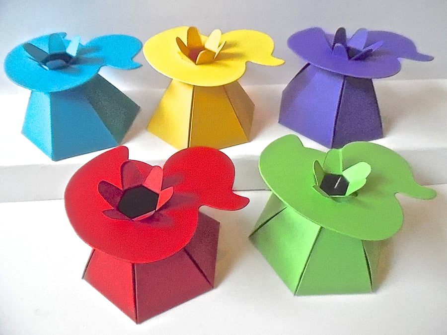 10 Duck Top Bright Favour Boxes. baby shower baby naming