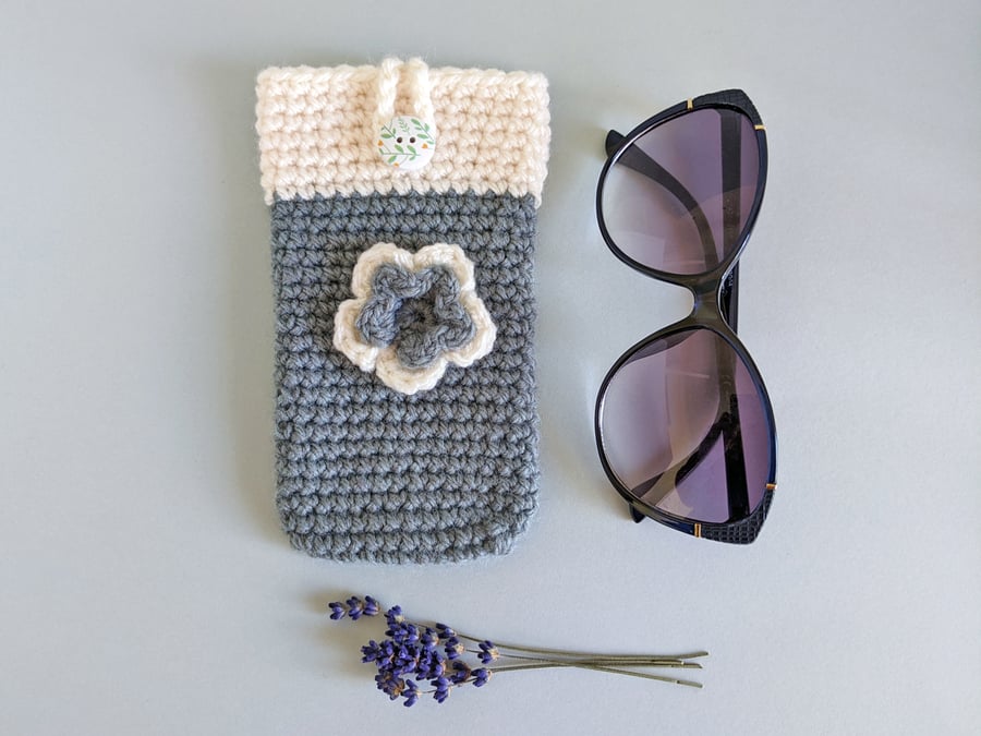 Sunglasses Glasses Case - Sage Green and Cream