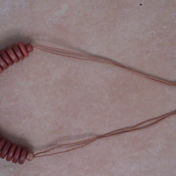 Brown disk bead necklace