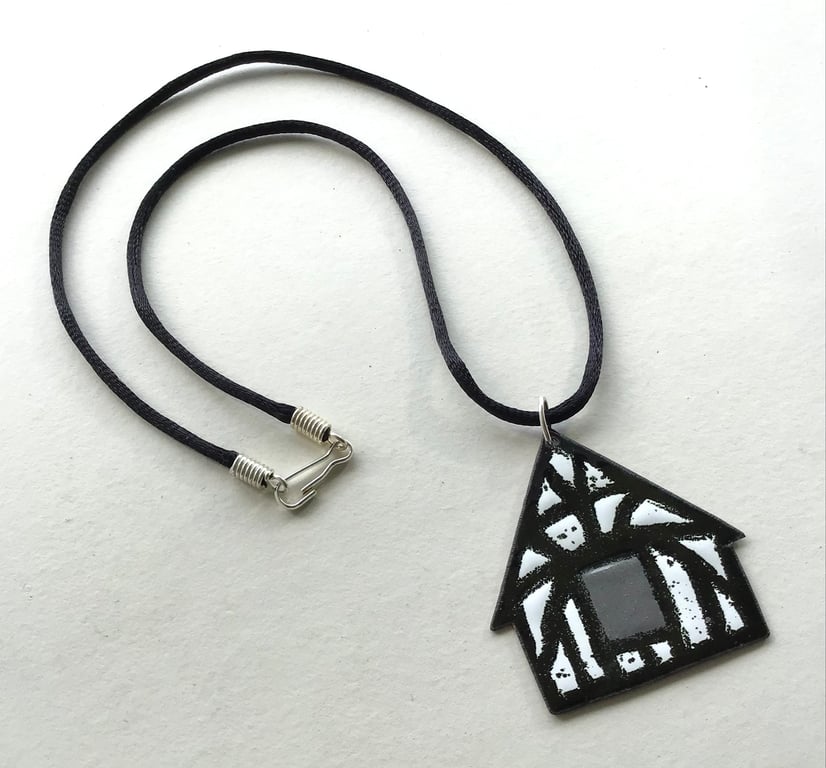 Tudor Merchant’s Black & White House - Enamelled Pendant