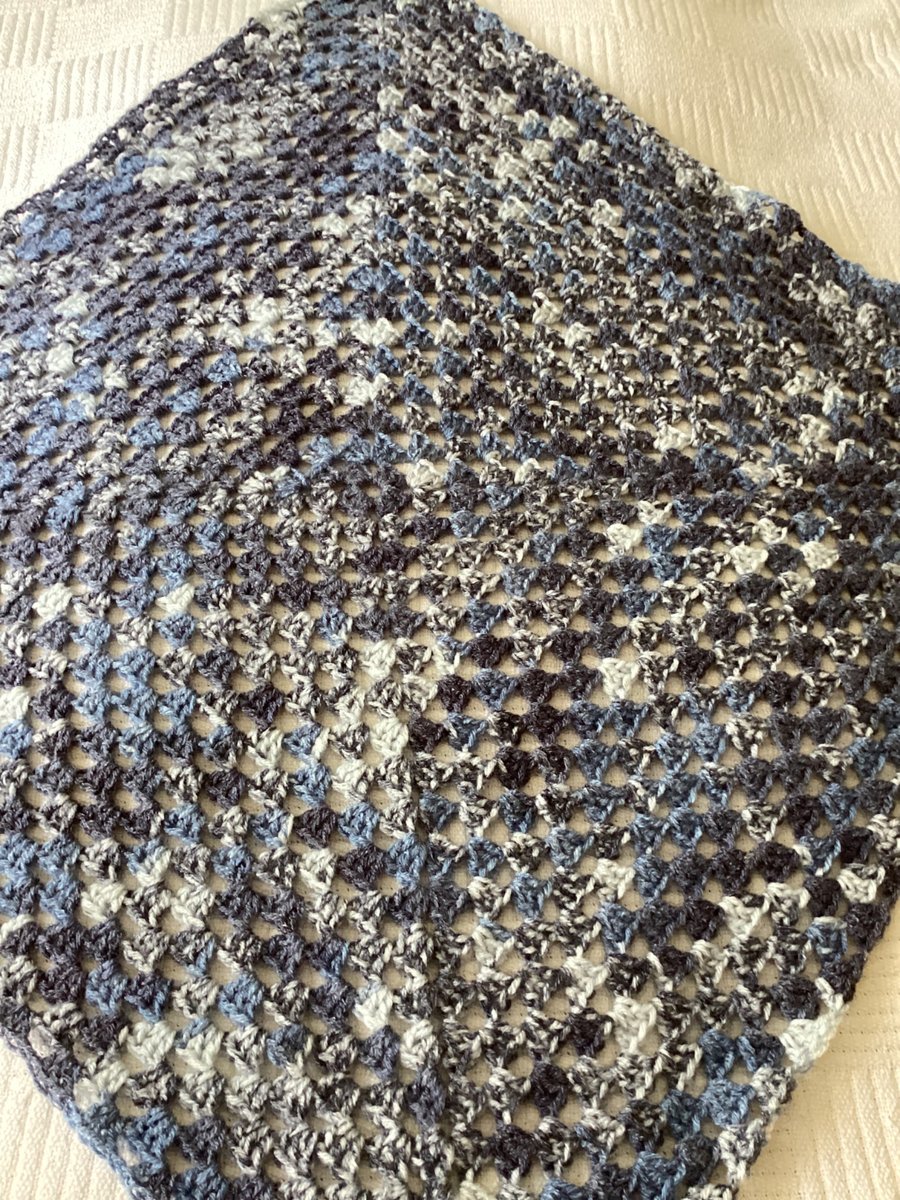 CROCHET BLANKET HANDMADE IN MULTICOLOURED BLUE YARN APPROX 30x30" or 77x77cm