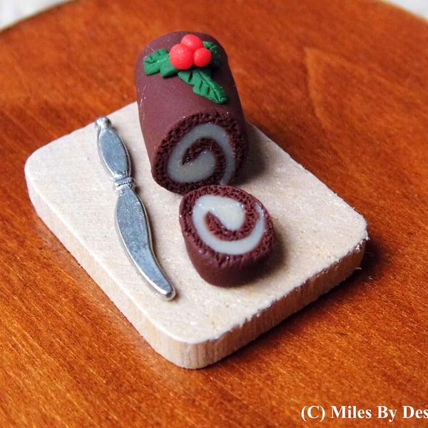 Miniature Christmas Yule log Cake for Dolls House - Food