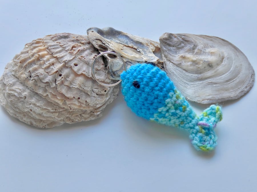 Fish keyring, crochet fish, crochet keyring