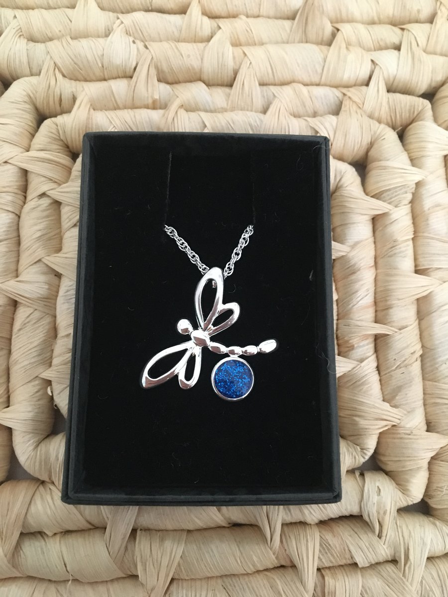 Beautiful Dragonfly Pendant with Blue Centrepiece
