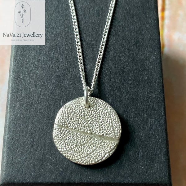 Silver textured pendant - REF:STPS003