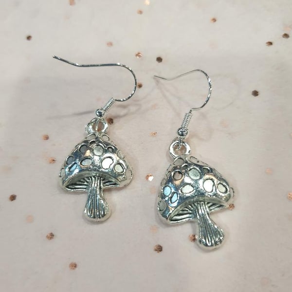 silver plated silver mushroom toadstool kitsch earrings nature fairy elf 