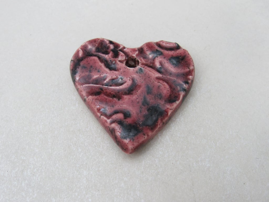 Medium Speckled Rose Brocade Texture Heart Shaped Ceramic Pendant