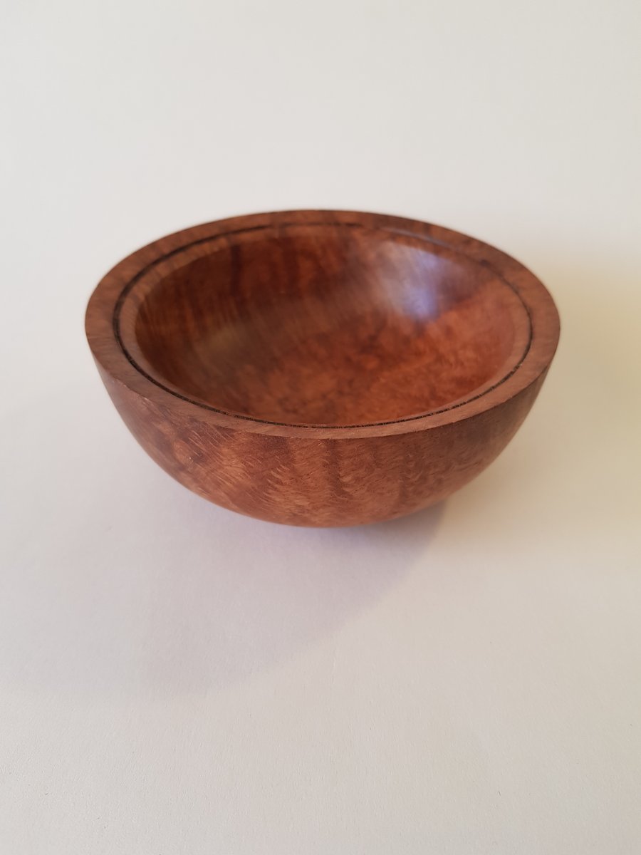 Ripple grain Brown Oak bowl