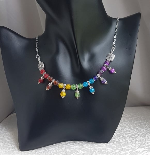 Gorgeous Rainbow trio bead necklace - Silver tone chain