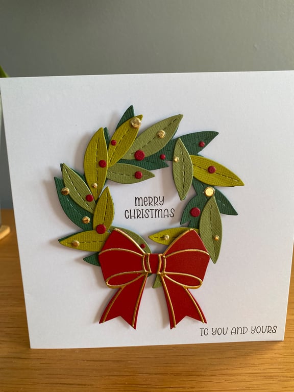 Handmade Traditional Christmas Wreath Card – Red & Gold Bow 