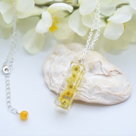Dried Flower Resin Pendant Necklace