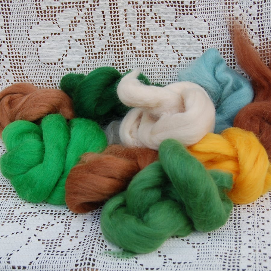  Merino Wool Tops Roving Wet needle Felting, Spinning 100 gms mixed colours