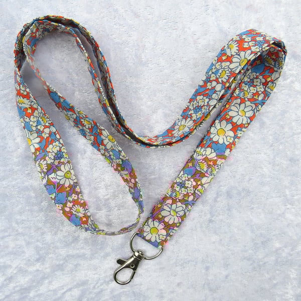Liberty print lanyard, with swivel lobster clip, daisy