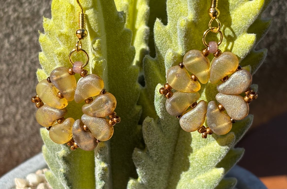 Petite Paisley Beaded Earring - pale amber