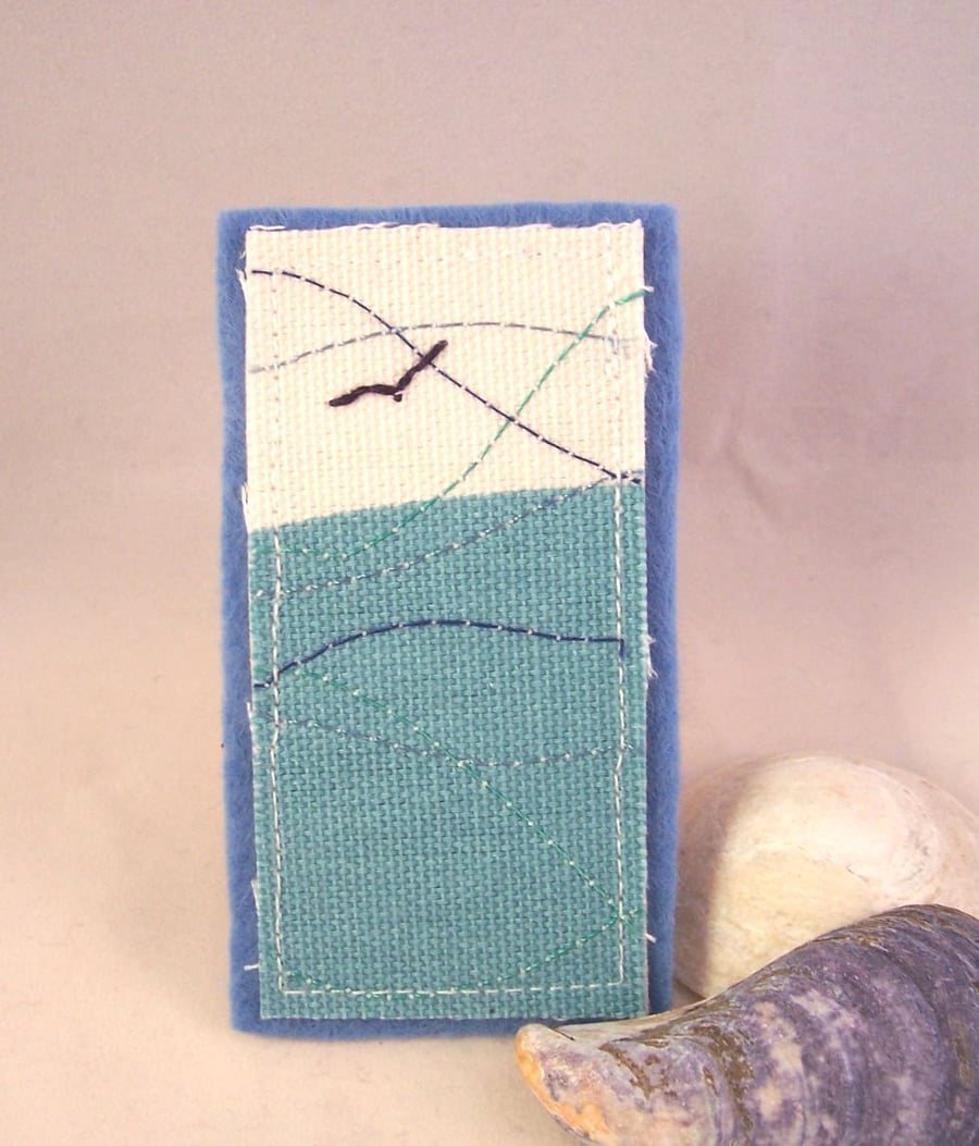 Ocean design embroidered fabric brooch - Horizon